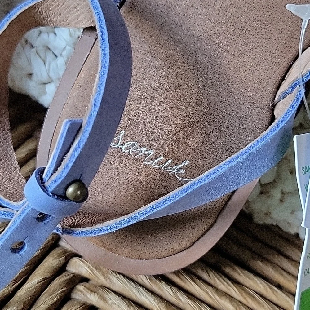 Sanuk Yoga Serena leather tan/blue sandals, size 6